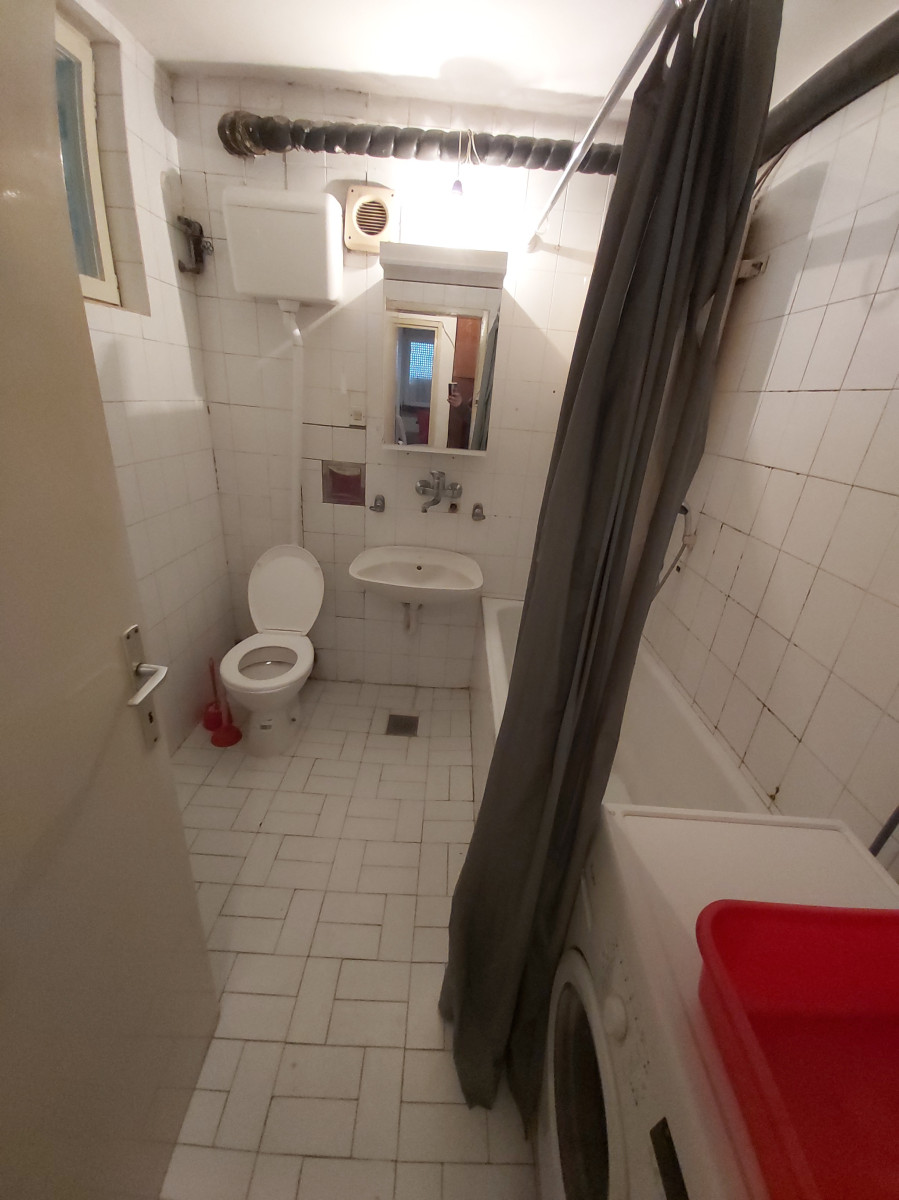 izdavanje - NOVI SAD - BULEVAR - 9104887