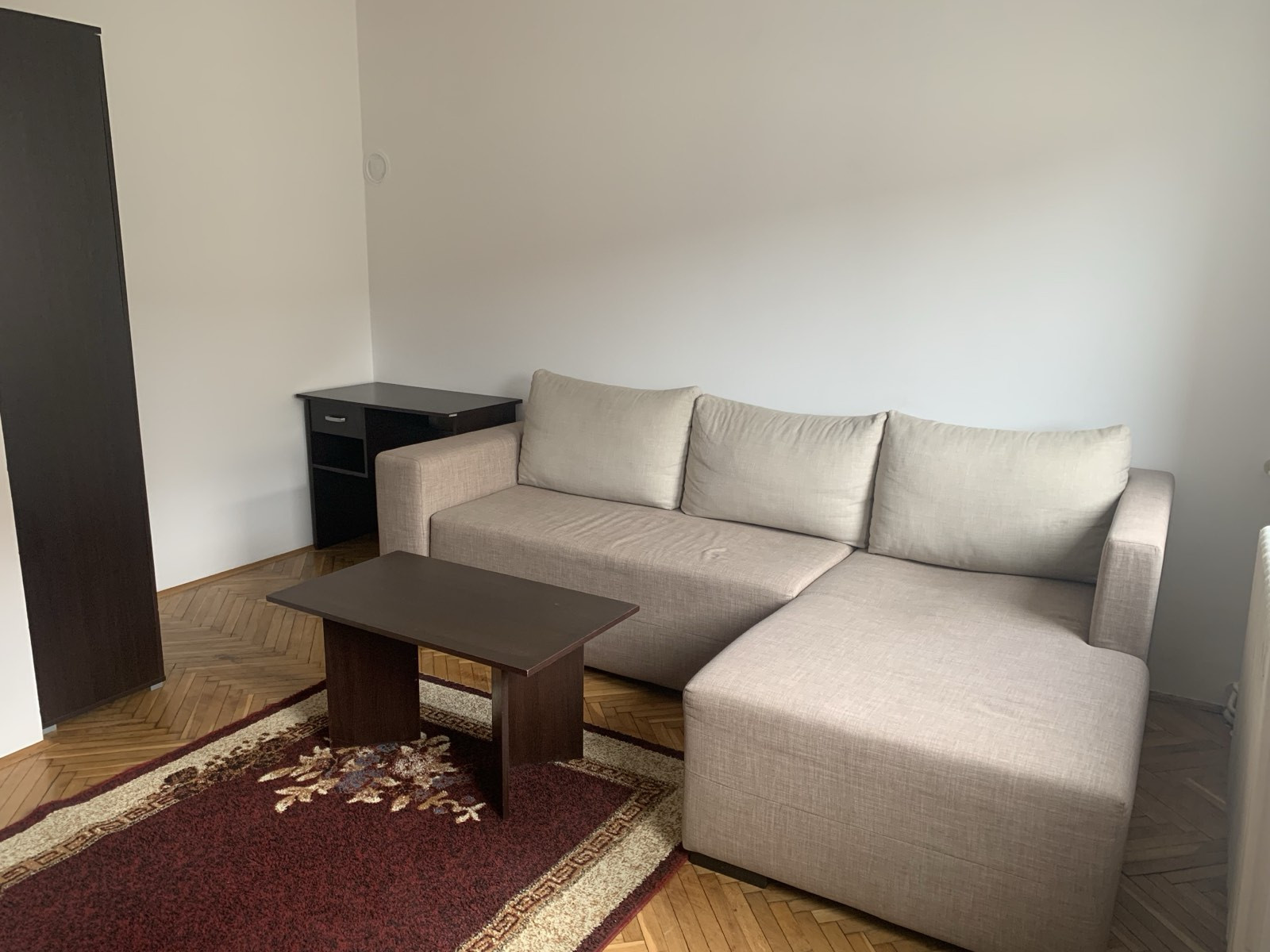 izdavanje - NOVI SAD - SAJAM - 9106261