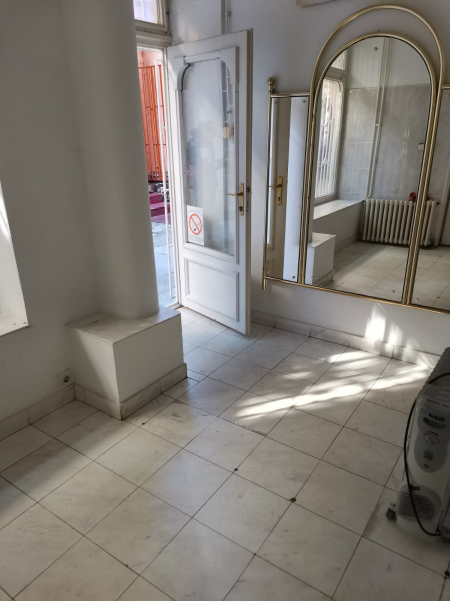 lokal - NOVI SAD - CENTAR - 8080212