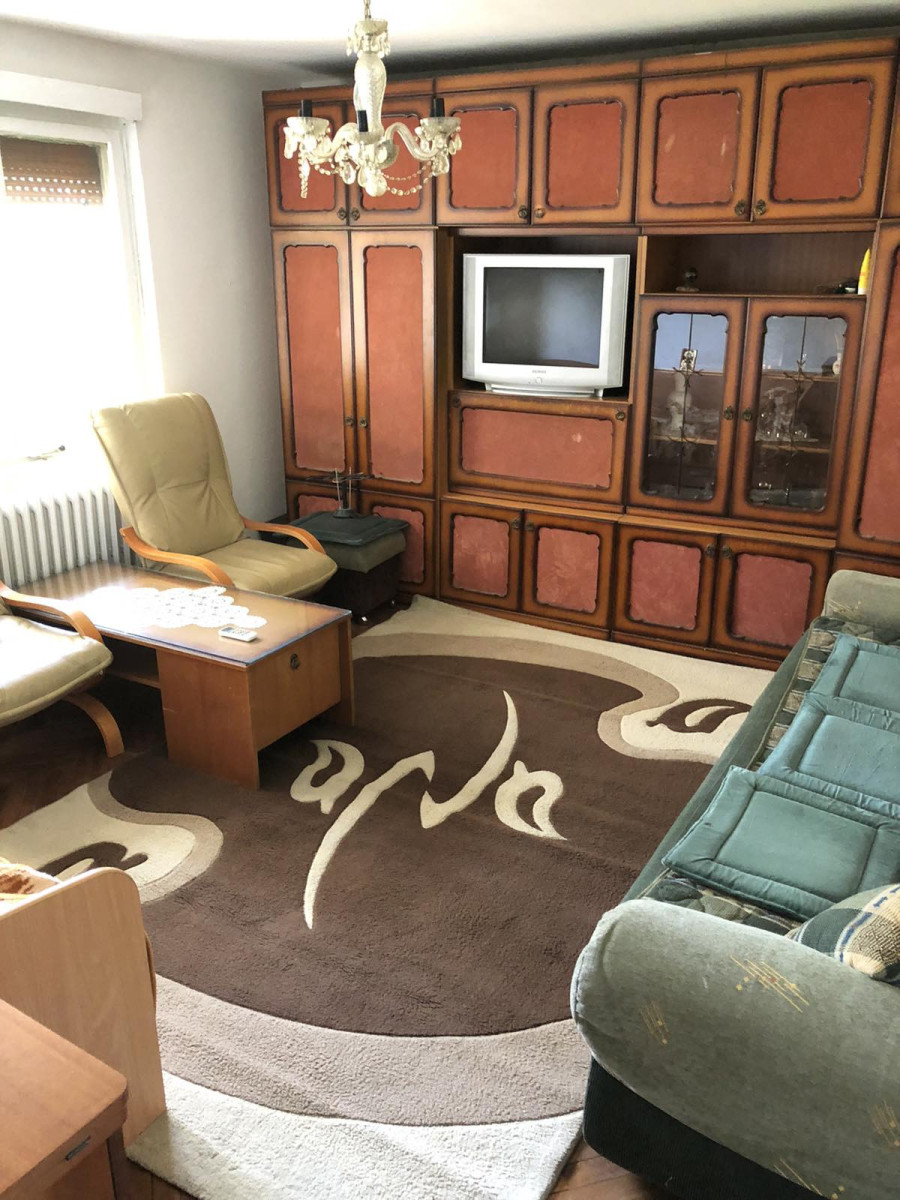 stan NOVI SAD - SATELIT - 1055943