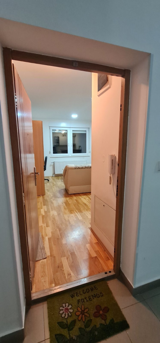 stan NOVI SAD - CENTAR - 1057864