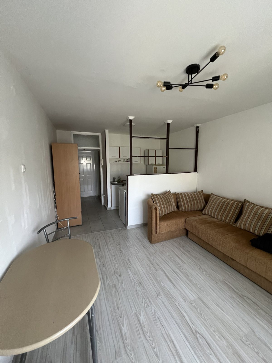 stan NOVI SAD - BLOK 8 - 1058477
