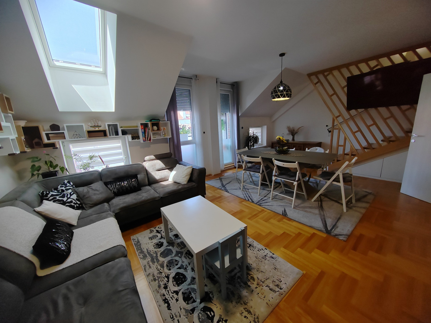 stan NOVI SAD - NOVA DETELINARA - 1058497