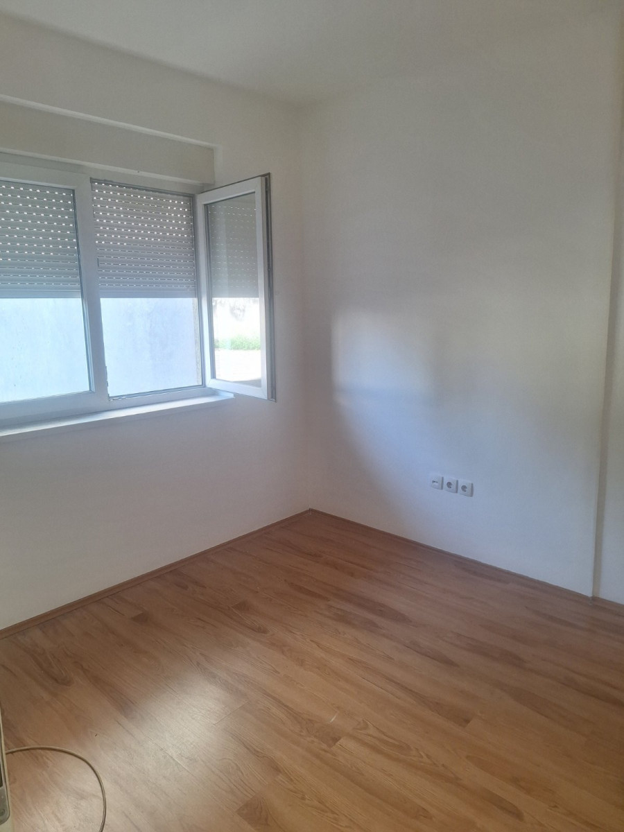 stan NOVI SAD - NOVA DETELINARA - 1058559