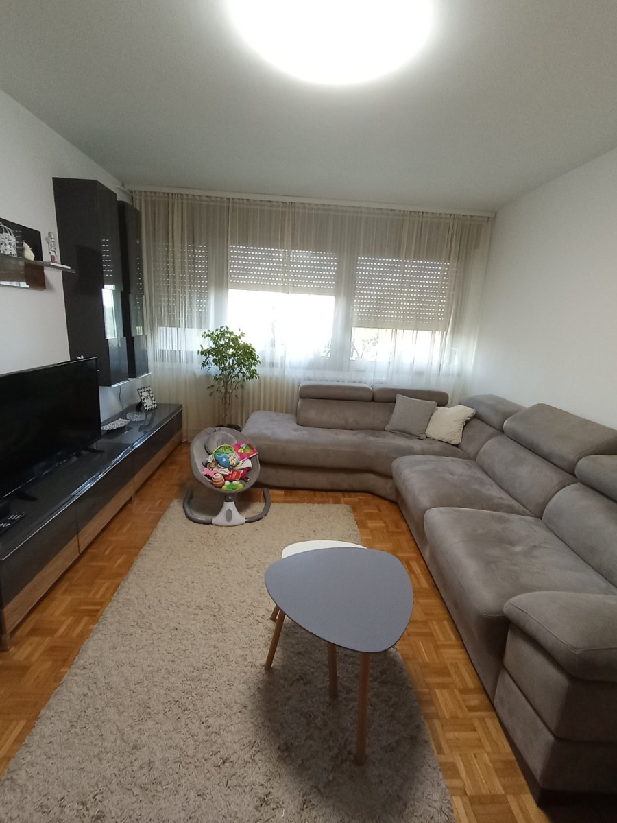stan NOVI SAD - BLOK 8 - 1058742